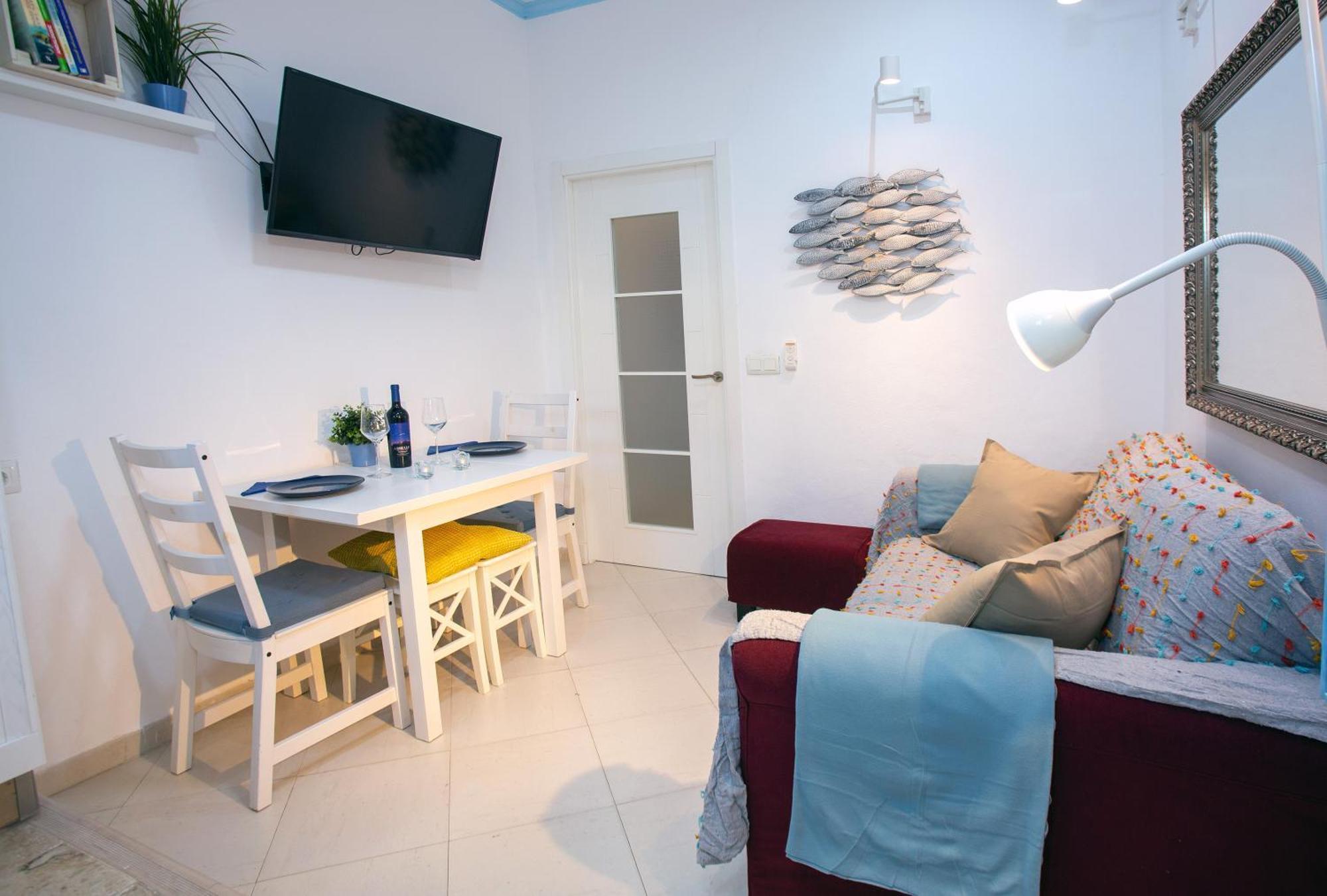 Cadizz- El Faro Del Manteca Apartment Exterior photo